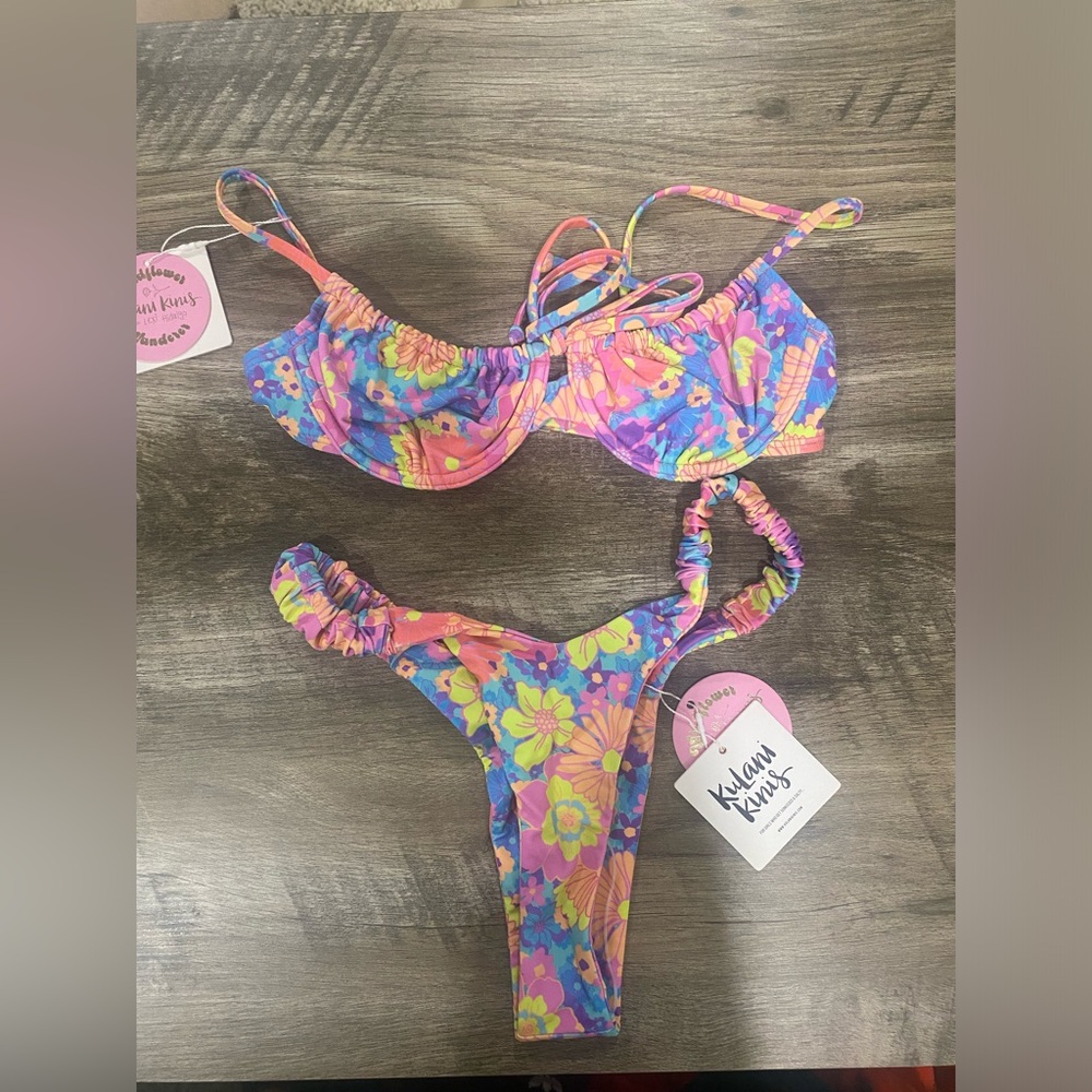 Kulani Kinis Bikini Set
